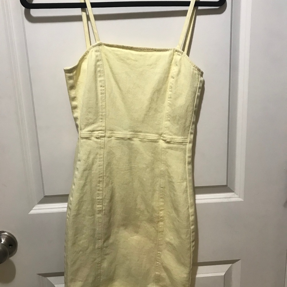 Yellow dress